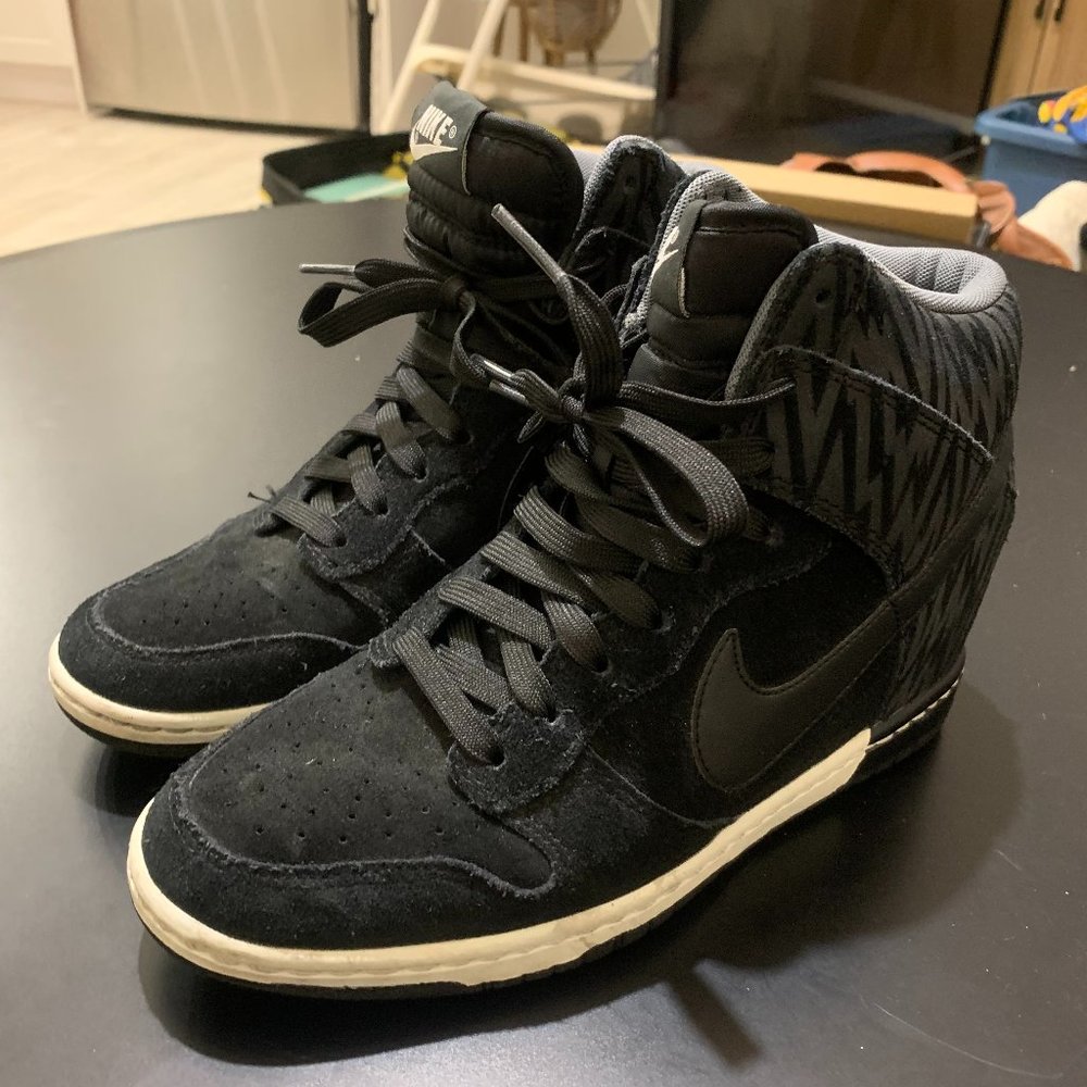 nike sneaker wedges